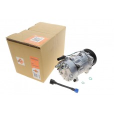 Компресор кондиціонера VW Caddy II 93-15