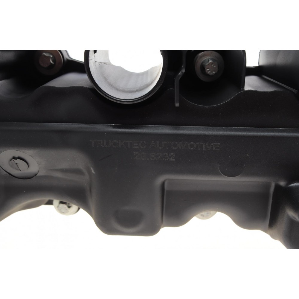 Кришка клапанів BMW 3 (E90)/5 (E60)/7 (F01/F02/F03/F04) 3.0 04-13