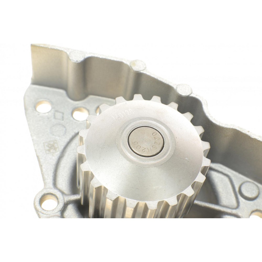 Помпа води Citroen Xsara/Peugeot 306/406/605/806 2.0/2.0 16V 94-05 (20z), не постачається виробником