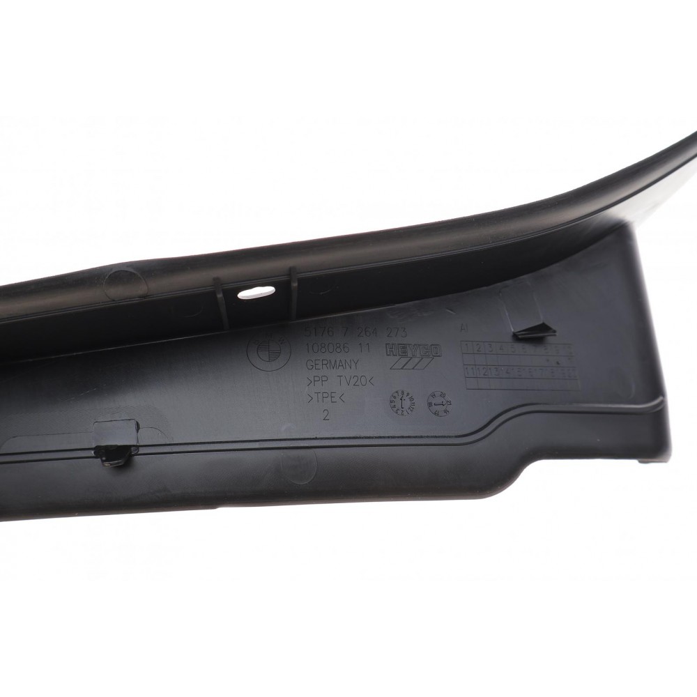 Ущільнювач крила капоту BMW 3 (F30/F31/F35)/4 (F32/F33/F36) 11- (L)