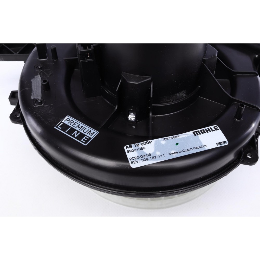 Моторчик пічки Audi A2 00-05/Skoda Fabia 99-08/Roomster 06-15 (+autoAC)