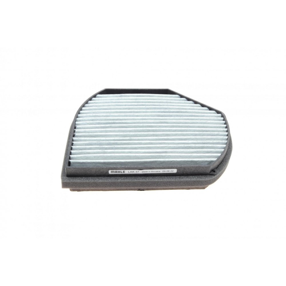 Фільтр салону MB E-class (W210)/C-class (W202) 95-02 (вугільний)