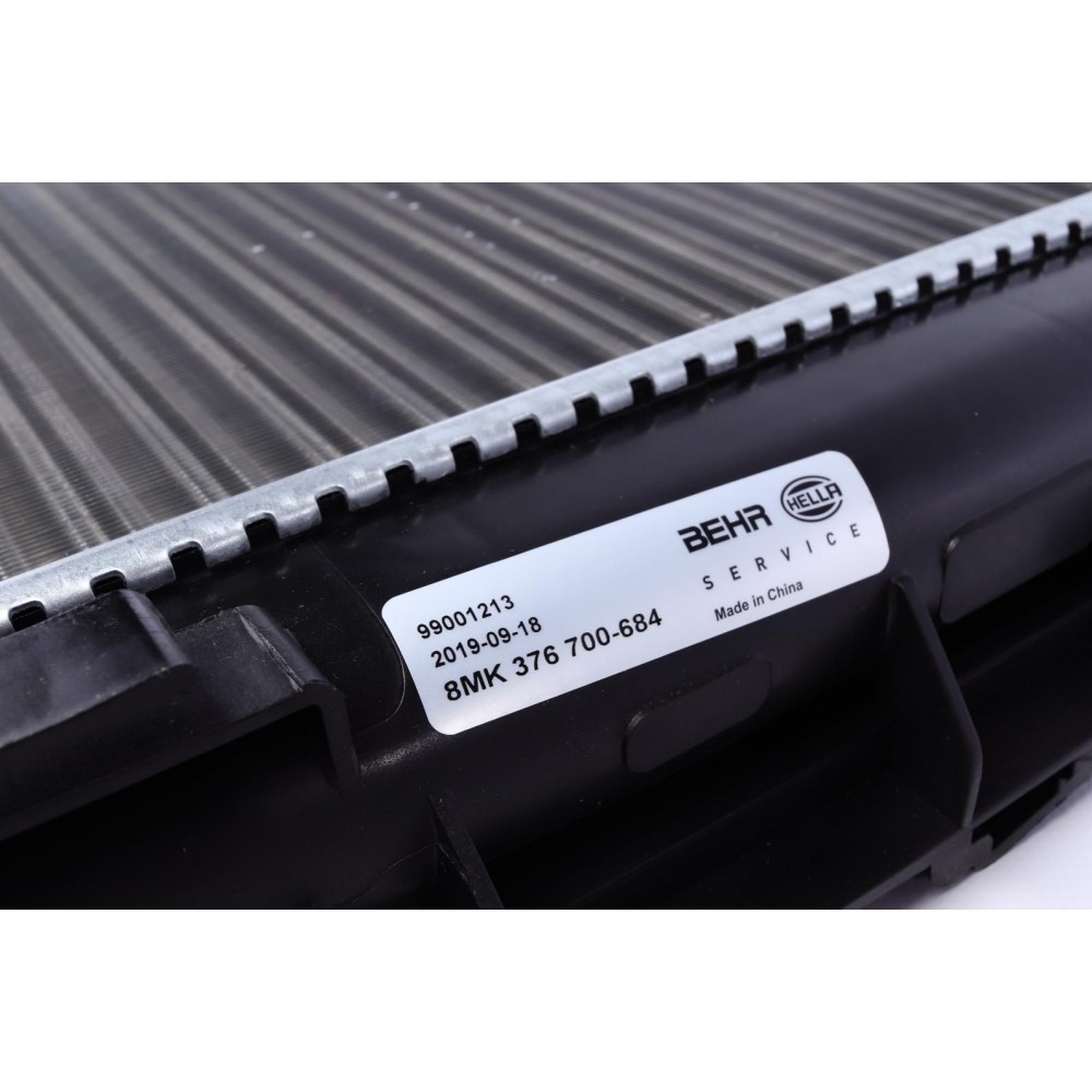 Радіатор охолодження Renault Megane II/ Scenic II 02-09