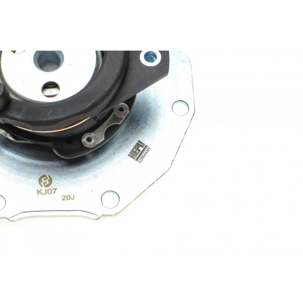Помпа води Land Rover Freelander 3.2 06-14/Volvo S80/V70/XC60/XC70 3.0/3.2 07-16