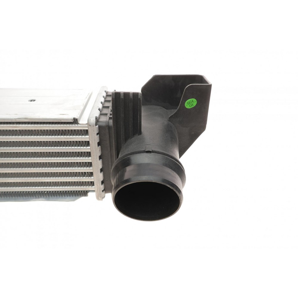 Радіатор інтеркулера BMW 1 (F40/F48) 15- (B38)