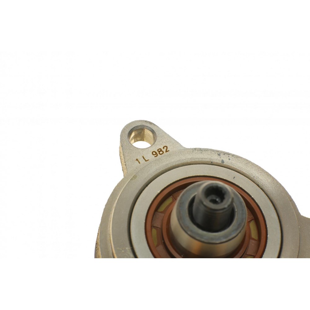 Помпа води VW T5/Multivan V 2.5TDI 03-09/Touareg 2.5R5 TDI 03-10 (B/B) (7 лоп)
