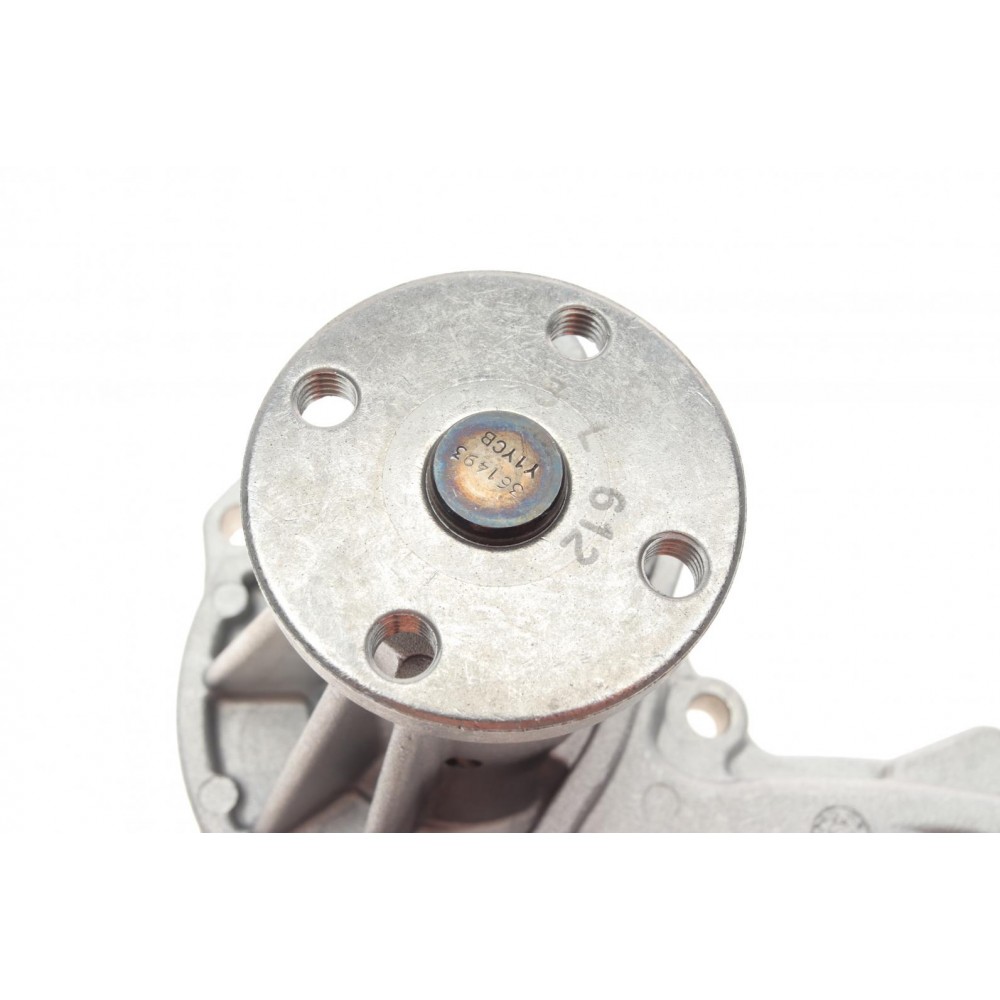 Помпа води Ford Fiesta IV/V/Focus/Fusion 1.25/1.4/1.6 95-/Mazda 2 03-05/Volvo 05-07 (R/B) (6 лоп)
