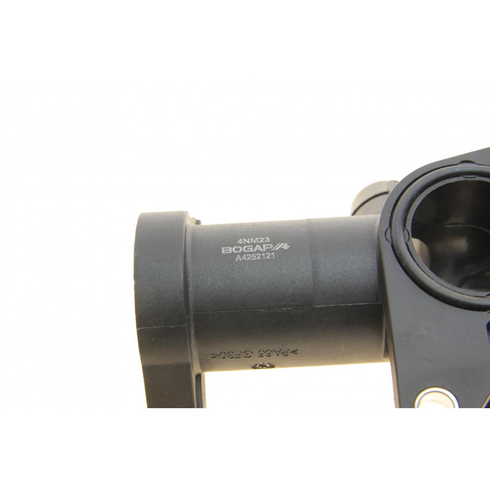 Фланець системи охолодження Audi A6/VW Passat/Skoda Superb 1.8T 95-08