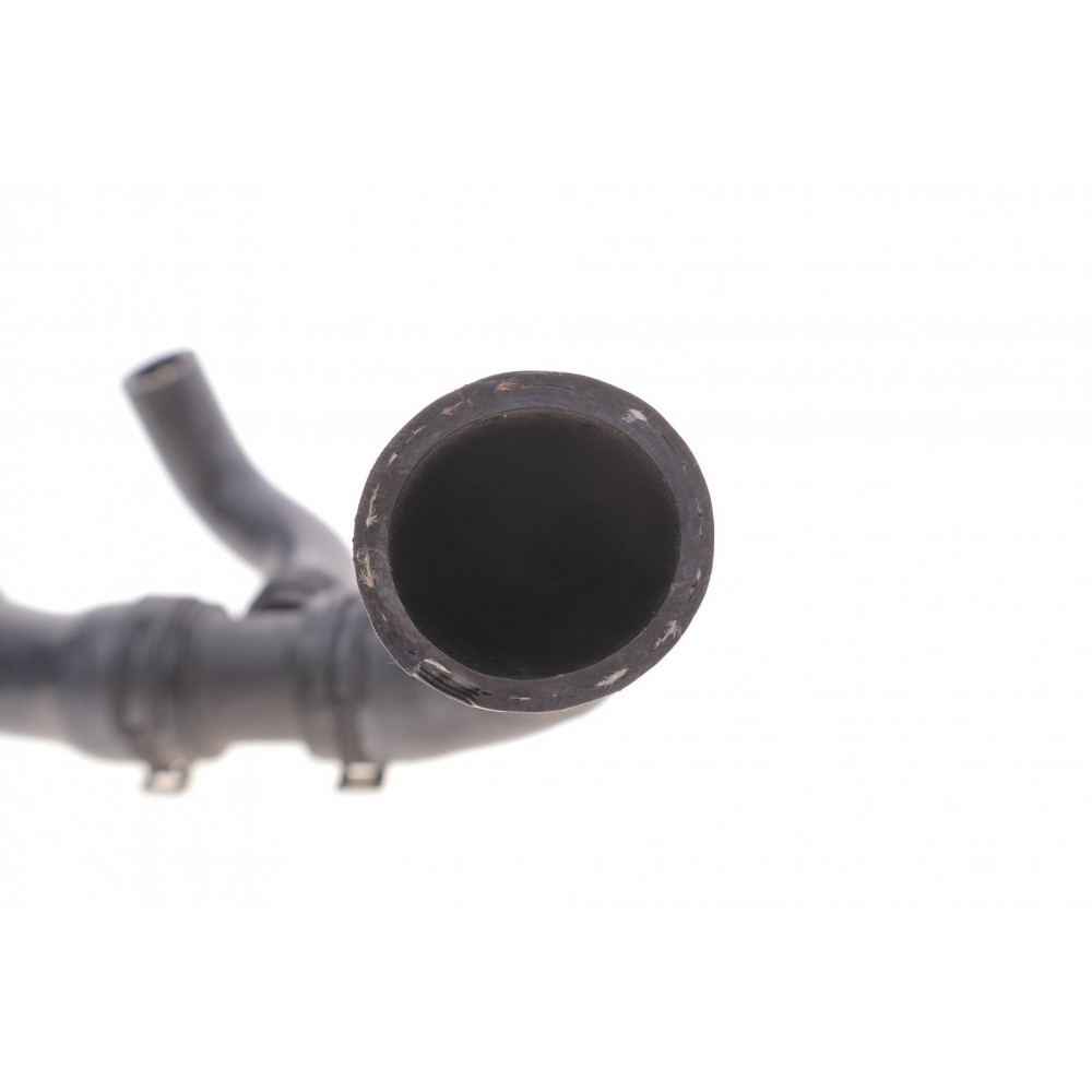 Патрубок радіатора (передній) VW Caddy IV/Golf VI 1.6TDI/2.0TDI 08- (к-кт в зборі)