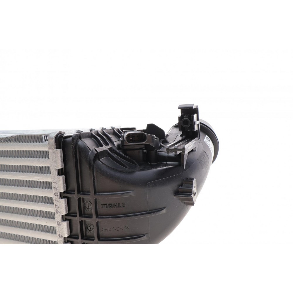 Радіатор інтеркулера Opel Astra K 1.4/1.4CNG 15- (всередині OE)