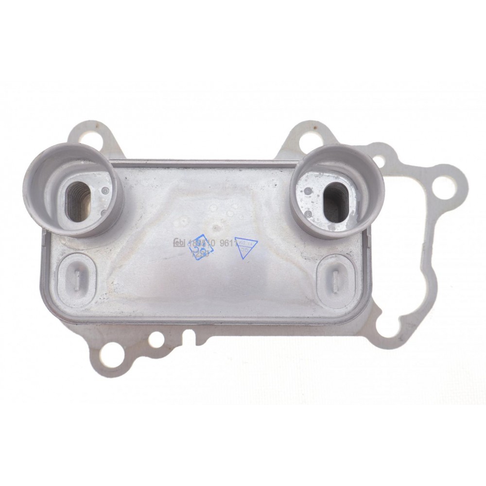 Радіатор масляний BMW 3 (E90)/5 (E60)/X3 (E83) 2.0d 05-11 (теплообмінник) (N47)