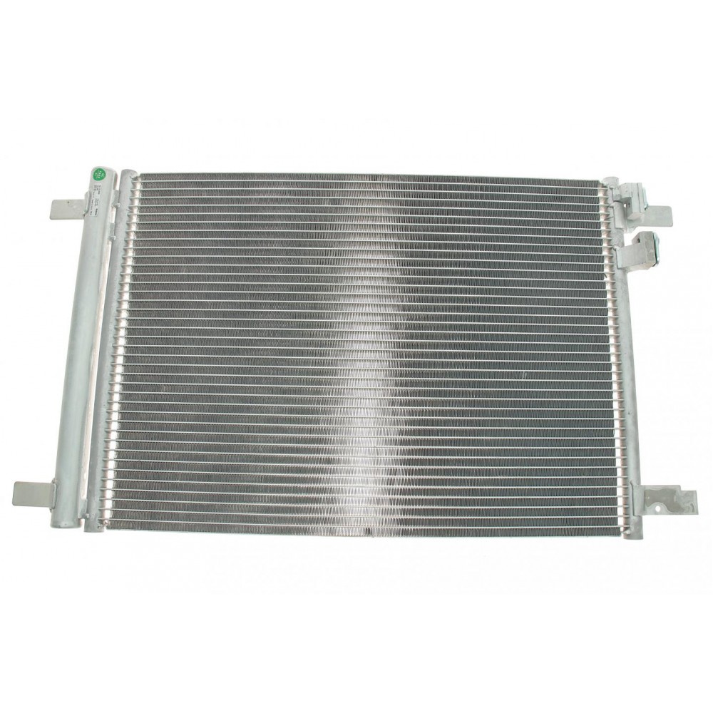 Радіатор кондиціонера Audi A3/Q2/Skoda Octavia III/Superb III/VW Golf VII 12-/Passat 14-