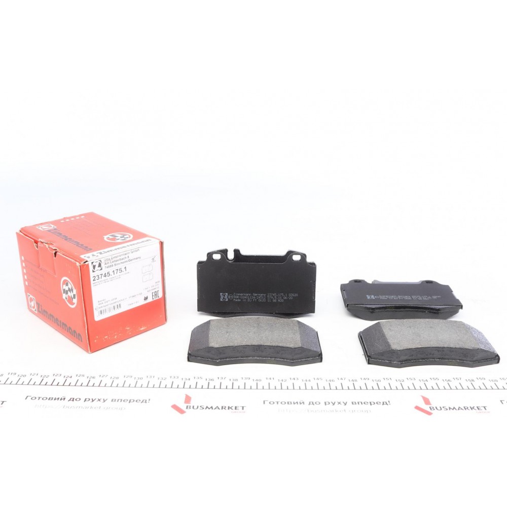Колодки гальмівні (передні) MB C-class (W203/S202/S203)/CLK 1.8-5.5 99-10 (Brembo)