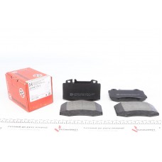 Колодки гальмівні (передні) MB C-class (W203/S202/S203)/CLK 1.8-5.5 99-10 (Brembo)