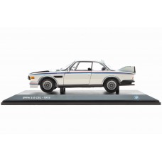 Модель автомобиля BMW 3.0 CSL 1:18