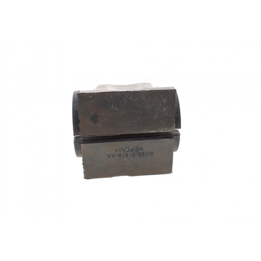 Втулка стабілізатора (переднього) Land Rover Discovery III 04-09 (d=28,5mm)