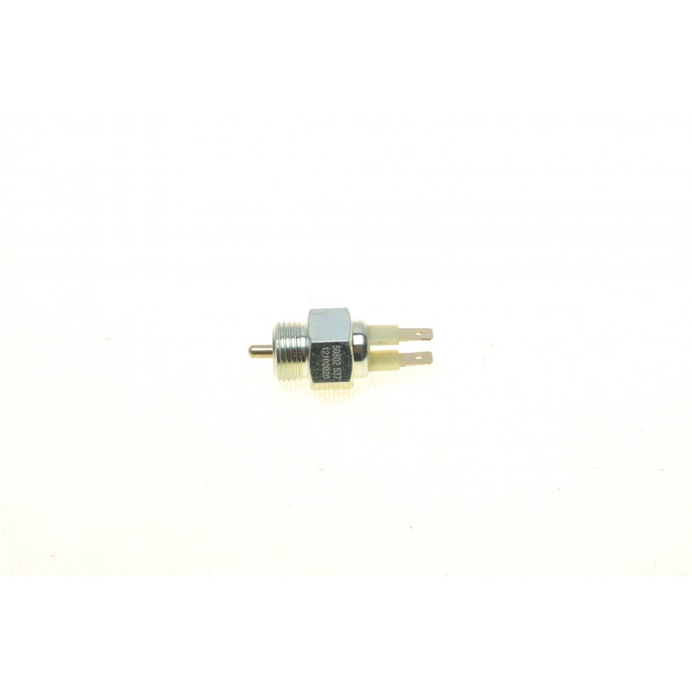 Перемикач світла заднього ходу VW Passat/Jetta/Audi 80/100 72-90 (M18x1.5)