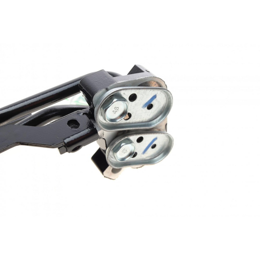 Радіатор кондиціонера Volvo C30/C70/S40/V50 1.6-2.0 04-12