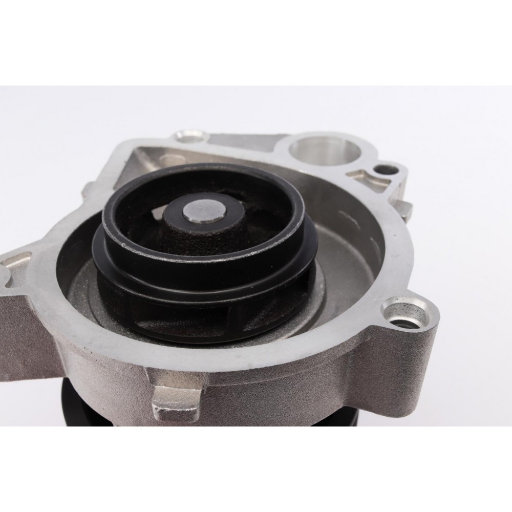 Помпа води BMW 3 (E46)/ 5 (E39) 2.0d 98-03