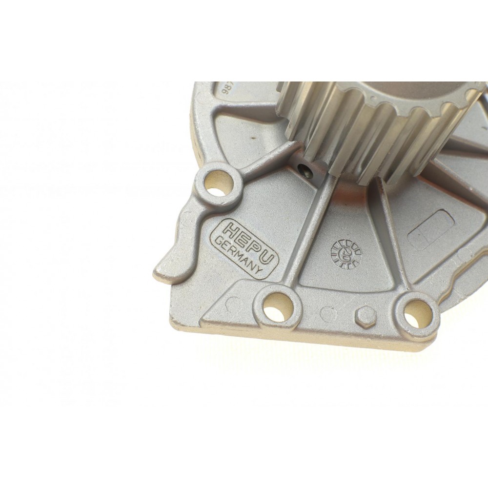 Помпа води Volvo S60/S80/S90/V40/V60 2.0D 15-
