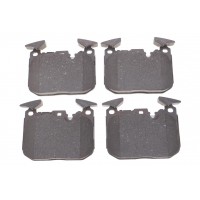 Колодки гальмівні (передні) BMW 3 (F30/F31/F34)/ 4 (F32/F36) 11- (Brembo)
