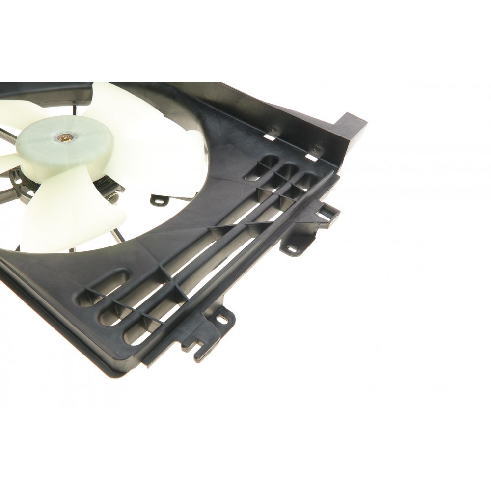 Вентилятор радіатора Toyota Corolla 01-08 (360mm) (з дифузором)