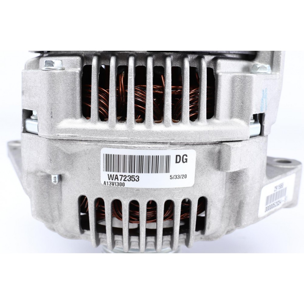 Генератор Renault Clio/Espace/Kangoo/Laguna/Megane/Scenic/Trafic 1.9dCi 01- (12V/110A)