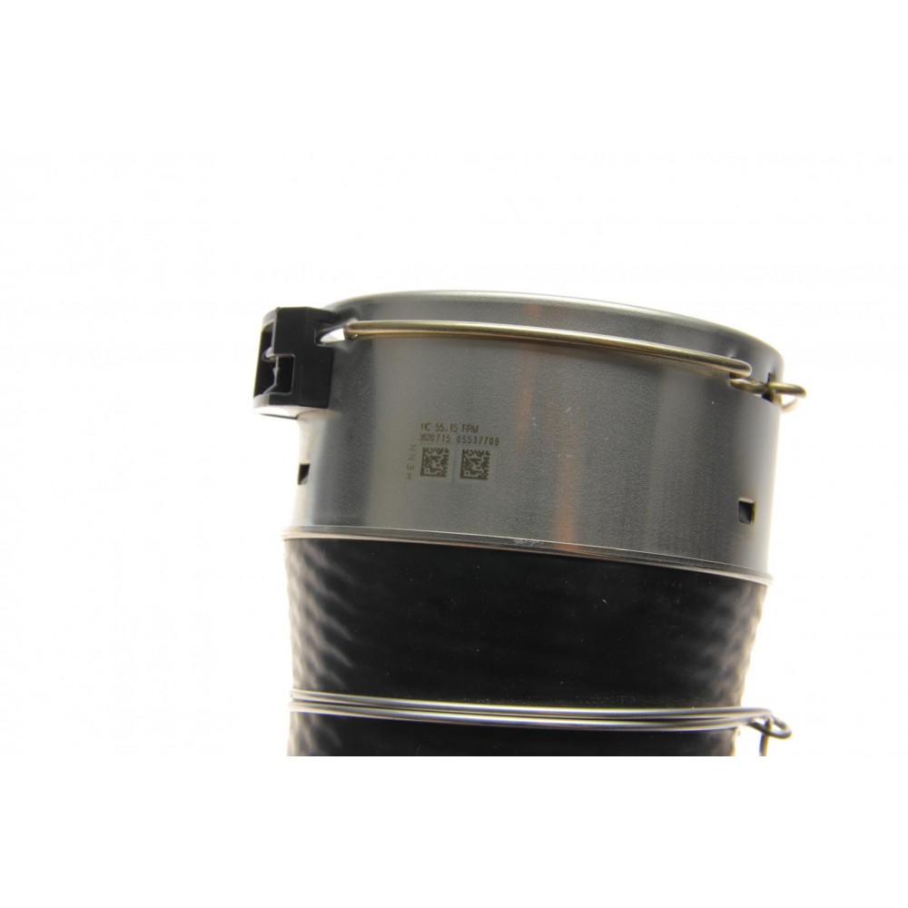 Патрубок інтеркулера (R) BMW 3 (F30/F80/F34/F31) 11-/X3 (F25) 14-17 (B47/N47)