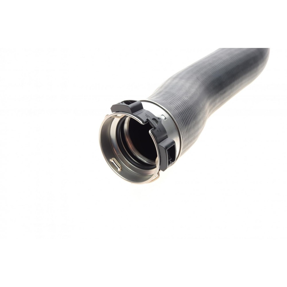 Патрубок інтеркулера (R) BMW 3 (F30/F80)/5 (F10)/X5 (F15/F85) 06-18 N20/N26