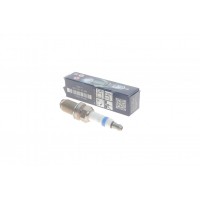 Свічка запалювання Fiat Punto/Ford Fiesta II-III/Peugeot 205/VW Passat B3/B4 1.3-1.8 83-94