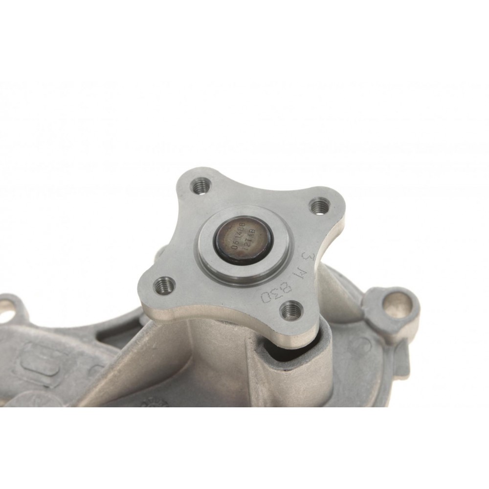 Помпа води Nissan Almera 1.5/1.8 00-/Primera 1.6/1.8 96-