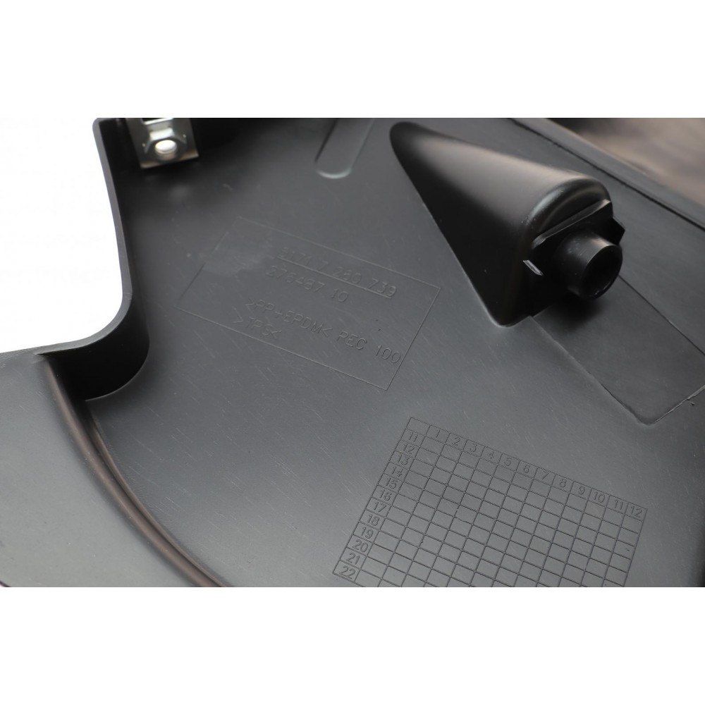 Підкрильник (передній) BMW 3 (F30) 11-18 (L)