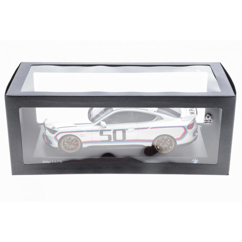 Модель автомобиля BMW 3.0 CSL 1:18