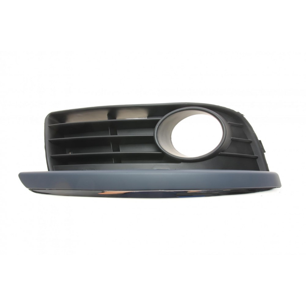 Вставка бампера (під протитуманку) VW Golf V/Jetta 06-10 (R)