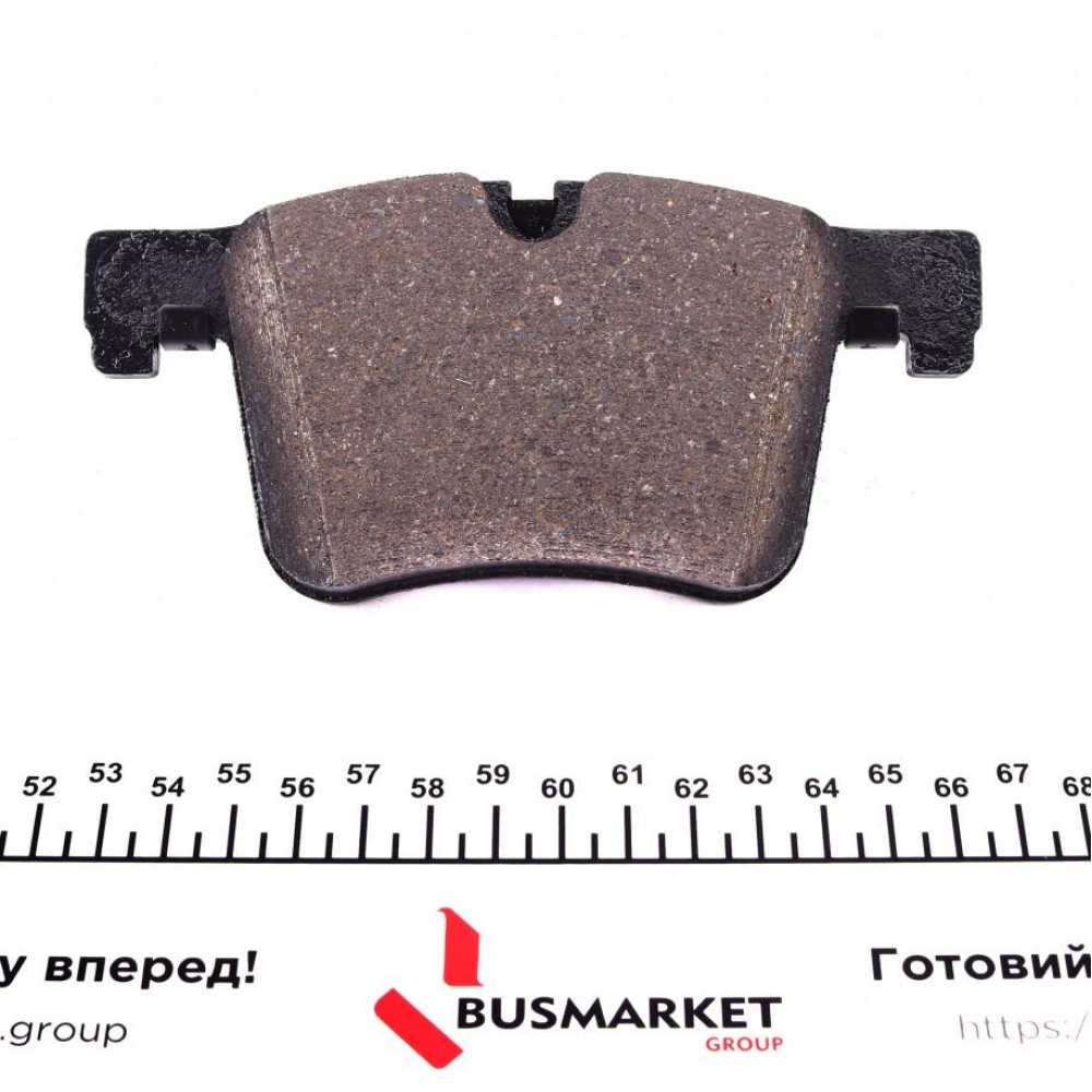 Колодки гальмівні (передні) BMW 1 (F20)/2 (F22)/3 (F30)/4 (F32) 11- (Bosch) (кераміка) висока якість