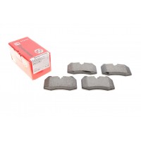 Колодки гальмівні (передні) BMW 7 (E38) 94-01/8 (E31) 90-99 (Brembo)