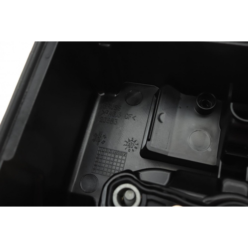 Кришка клапанів BMW 3 (E90/F30/F80)/5 (E60/F10)/X3 (F25)/X5 (F15/F85) 1.6/2.0D 06-18 (N47)