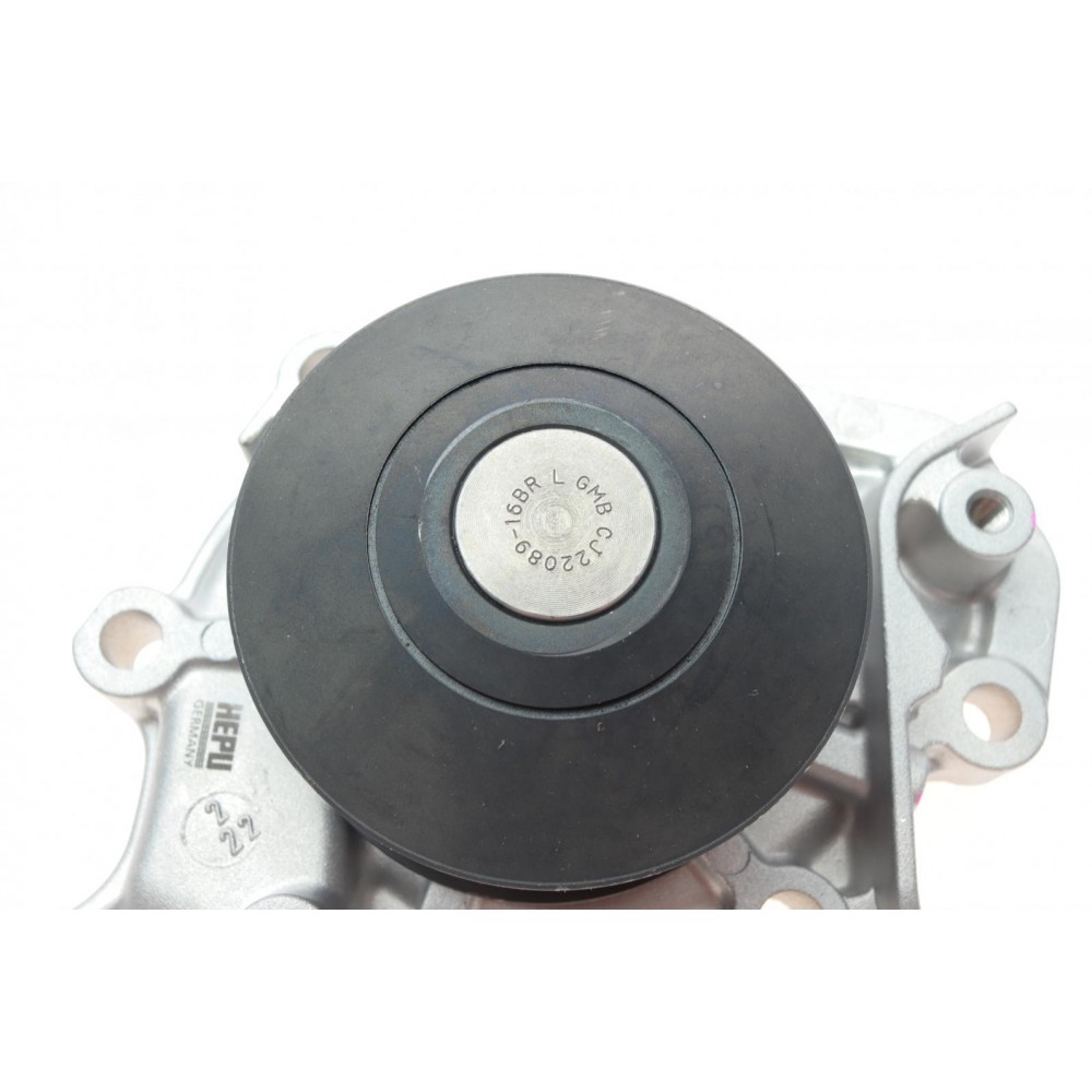 Помпа води Mitsubishi Galant V/VI 2.0 V6 24V 92-96/2.5 V6 24V 96-04