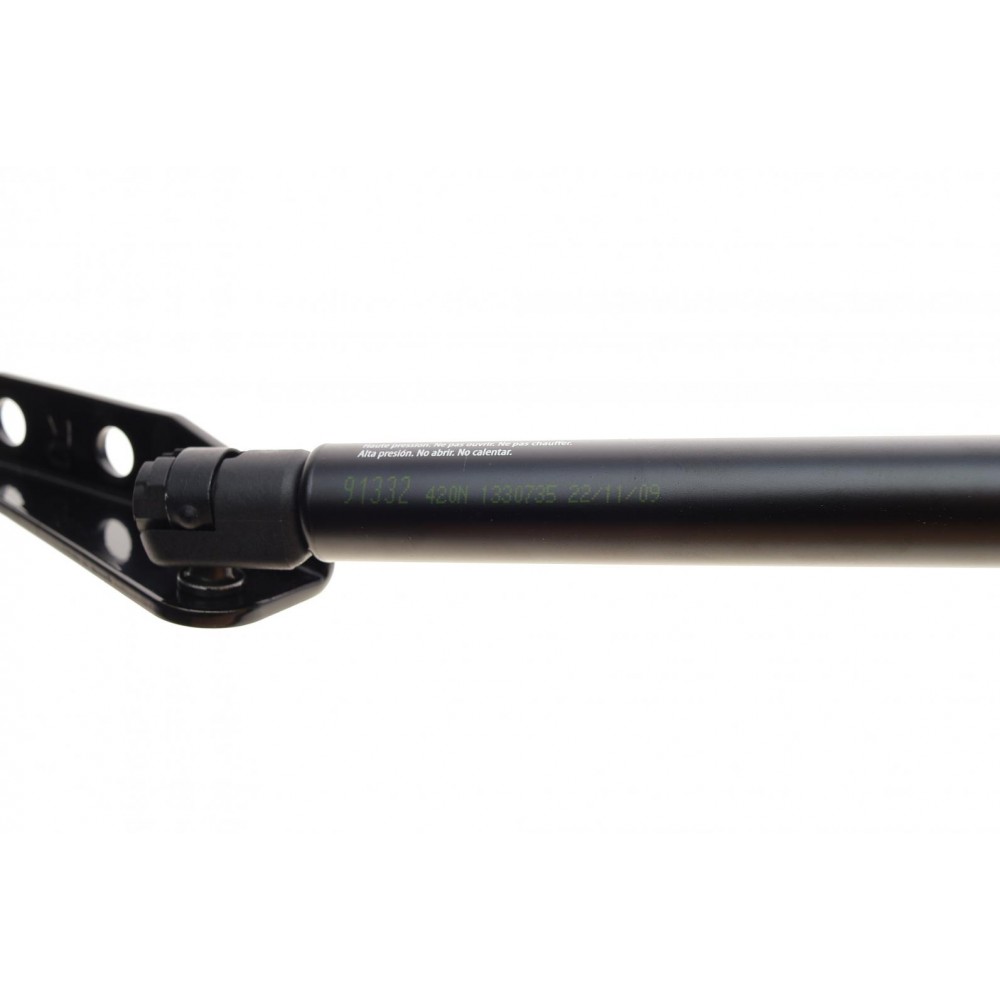 Амортизатор кришки багажника Fiat Cedici 06-14 (R) (SUV)/Suzuki SX4 06- (R) (хетчбeк)