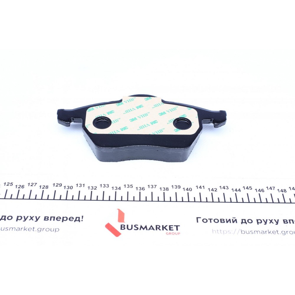 Колодки гальмівні (передні) Audi A3/VW Golf IV -03 (Ate-Teves) (з датчиком)