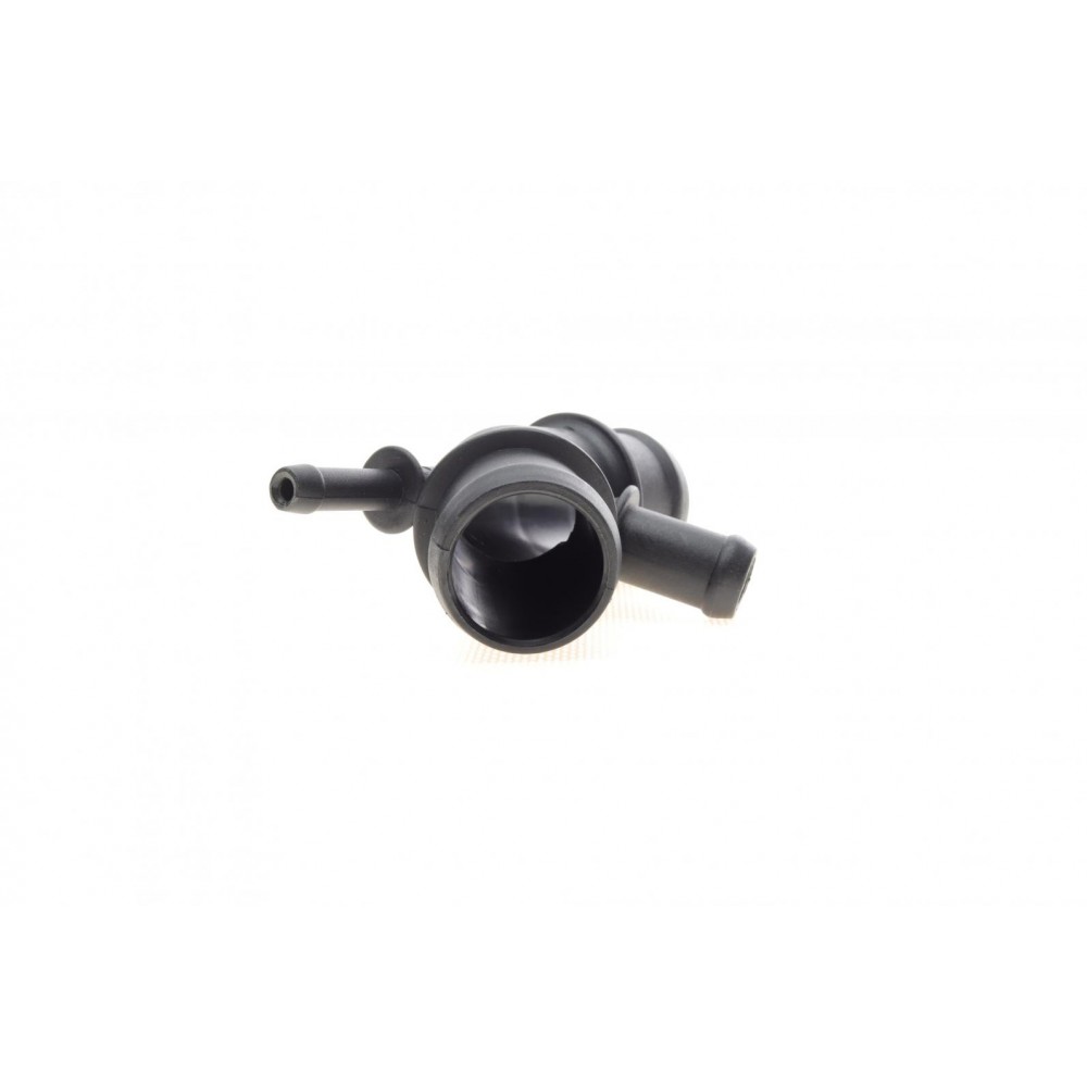 Фланець системи охолодження VW Bora/Golf IV/Sharan 1.4-2.8/1.9TDI 96-06