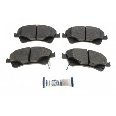 Колодки гальмівні (передні) Toyota Avensis/Verso 08-18/Auris 06-15