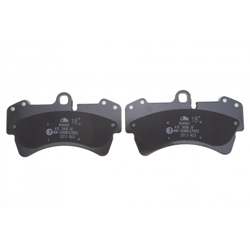 Колодки гальмівні (передні) Audi Q7/Porsche Cayenne/ VW Touareg 3.0-6.0 02- (Brembo)