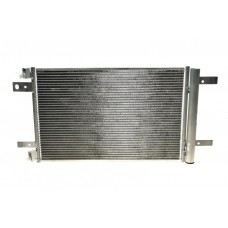 Радіатор кондиціонера Citroen Berlingo/Jumpy/Peugeot Expert/Partner 1.2-2.0D 13-