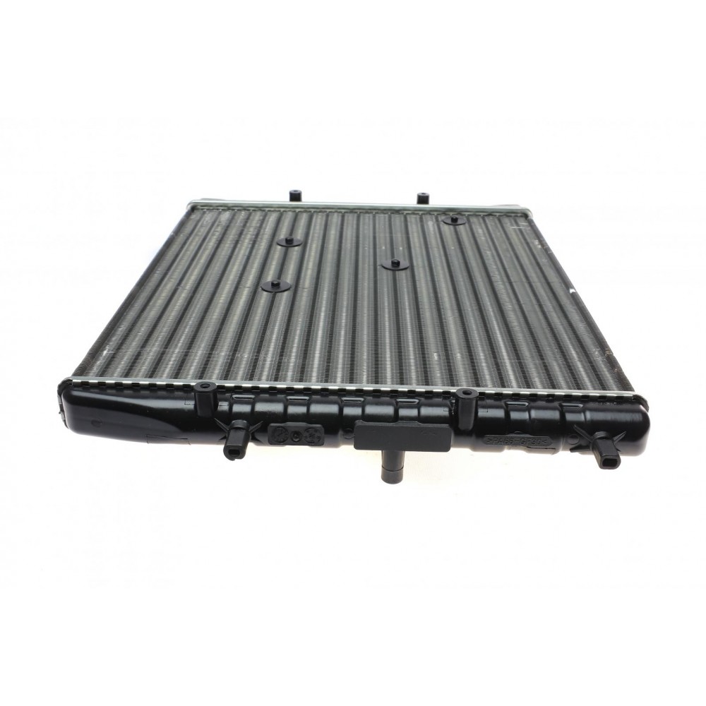 Радіатор охолодження VW Polo/Skoda Rapid/FabiaIII 1.0-2.0 99-