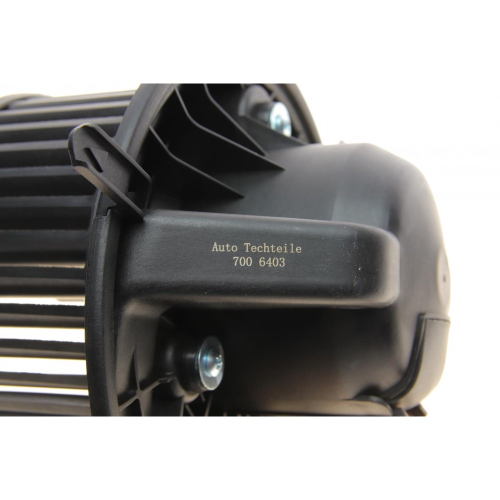Моторчик пічки BMW 1 (E82/E87/E88)/3 (E90/E91/E92/E93)/X1 (E84)/X3 (F25)/X4 (F26) 1.6-4.4 04-18