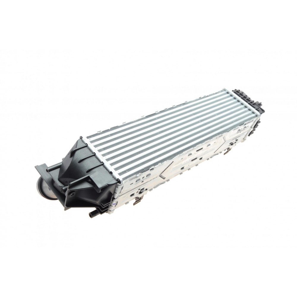 Радіатор інтеркулера BMW 5 (F10/F11) 10-17