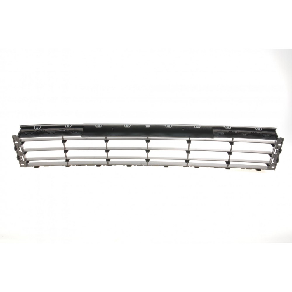 Решітка радіатора VW Passat 1.4-2.0TDI 10-14
