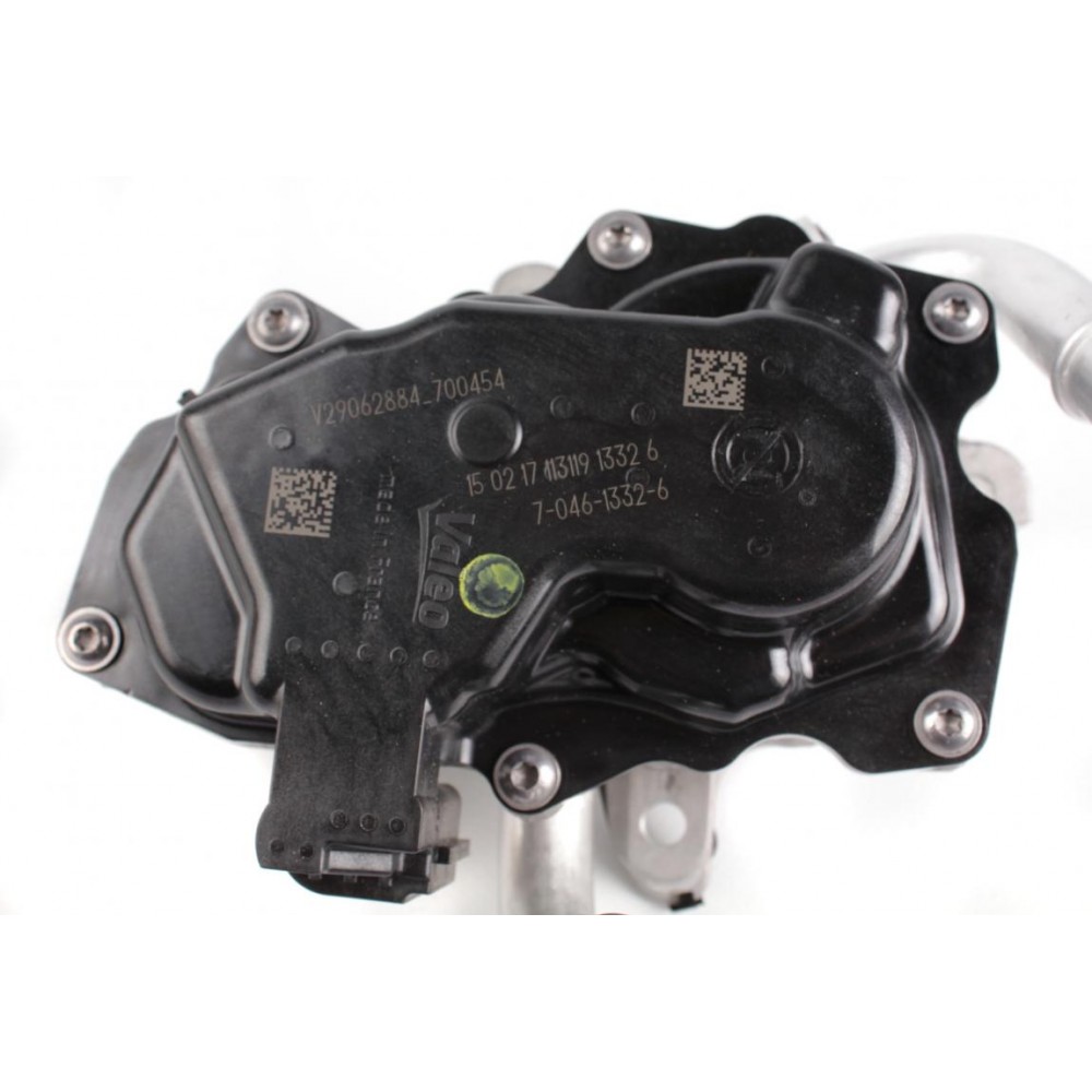 Клапан EGR Audi A4/A6 2.0 TDI 13-