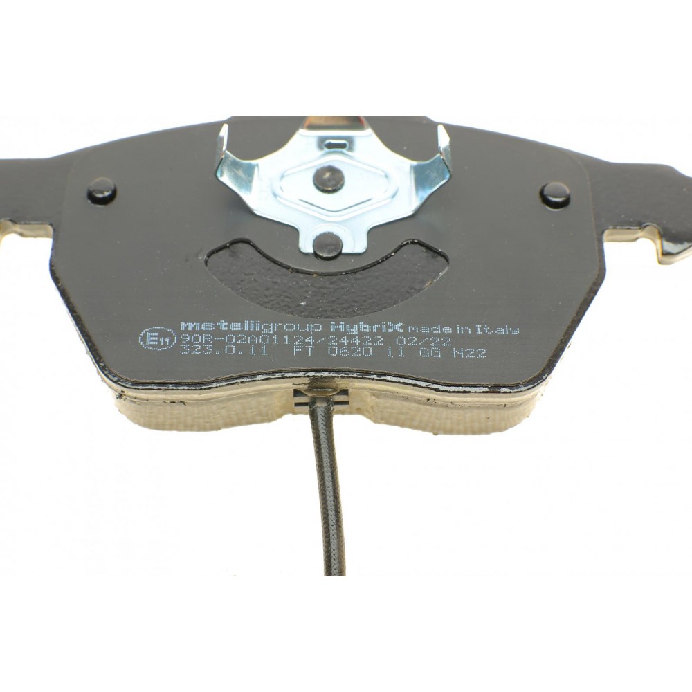 Колодки гальмівні (передні) Audi A4/A6 95-11/Skoda SuperB 01-08/VW Passat B5 00-05 (+датчики)